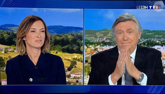 Jacques Legros présente son dernier JT de 13 heures en sa qualité de joker pendant près de 26 ans sur TF1, le 9 mai 2025. Emu aux larmes, le journaliste a passé le relais à Isabelle Ithurburu, qui sera à partir de mi-juillet 2025. 
© Agence via Bestimage