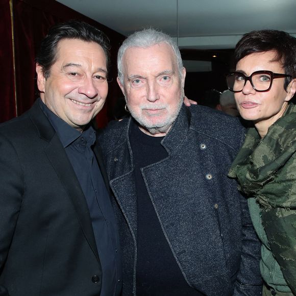 Exclusif - Laurent Gerra avec Bernard Lavilliers et sa femme Sophie Chevallier - Célébrités au spectacle « Laurent Gerra se met à table ! », à savourer au Casino de Paris, à Paris, France, le 04 Janvier 2025. © Bertrand Rindoff/Bestimage