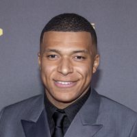 Kylian Mbappé : Qui est la mystérieuse blonde dont il s’est montré proche lors du Grand Prix de Monaco ?