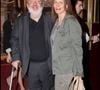 Pour elle, la maladie bouleverse nécessairement l'organisation familiale.

Dominique Farrugia et sa femme au Casino de Paris @Rindoff/Cabreira/ BESTIMAGE