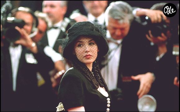 Sur France Inter, elle a fait une référence à sa vie passée en Irlande

Archives  - Isabelle Adjani au festival de Cannes en 1993
©ANGELI-RINDOFF / BESTIMAGE