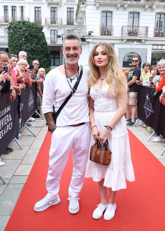 Exclusif - Catherine Davydzenka et son compagnon Stéphane Blancafort (Ici Tout commence) - Arrivées au photocall de la 3ème édition du Festival du Cinéma Français et de la Gastronomie d'Aix-les-Bains. Le 7 juin 2024
© Denis Guignebourg / Bestimage