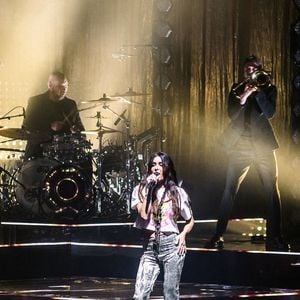 Le public est particulièrement enthousiaste face à ce nouveau concept rapporte "Le Parisien". 

La chanteuse française Jenifer en concert à Bruxelles, Belgique, le 25 mars 2023. Photo par Jean Marc Quinet/Reporters/ABACAPRESS.COM