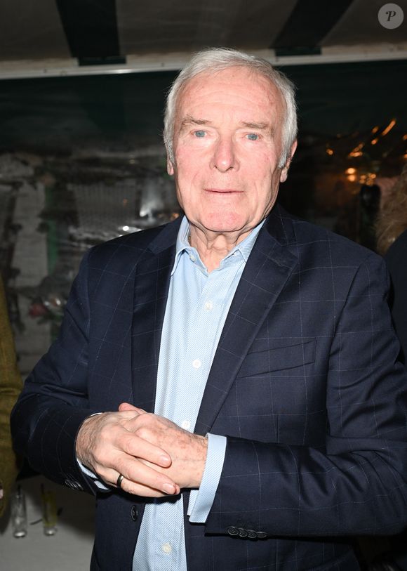 Pierre Douglas - Intronisation à l'académie Alphonse Allais au cabaret "La Cremaillère" à Paris le 23 janvier 2023. © Coadic Guirec/Bestimage