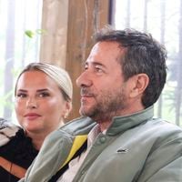 Kelly Vedovelli et Bernard Montiel : Combien coûtent les plats de ce restaurant branché de Paris où ils ont déjeuné hier ?