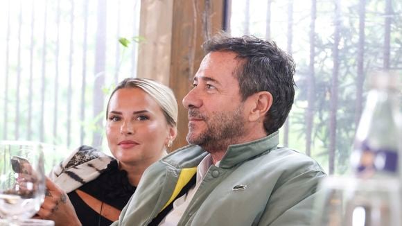 Kelly Vedovelli et Bernard Montiel : Combien coûtent les plats de ce restaurant branché de Paris où ils ont déjeuné hier ?