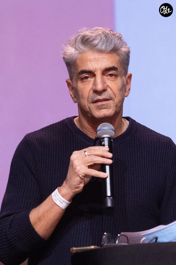 Didier Varrod (directeur musical des antennes de Radio France) - Conférence de presse des nommés des catégories "Révélation féminine" et "Révélation masculine" des Victoires de la Musique 2021 au Casino de Paris le 11 janvier 2021. La cérémonie de remise des prix des Victoires de la Musique 2021 aura lieu le 12 février à La Seine Musicale. © Cyril Moreau / Bestimage | 00510640