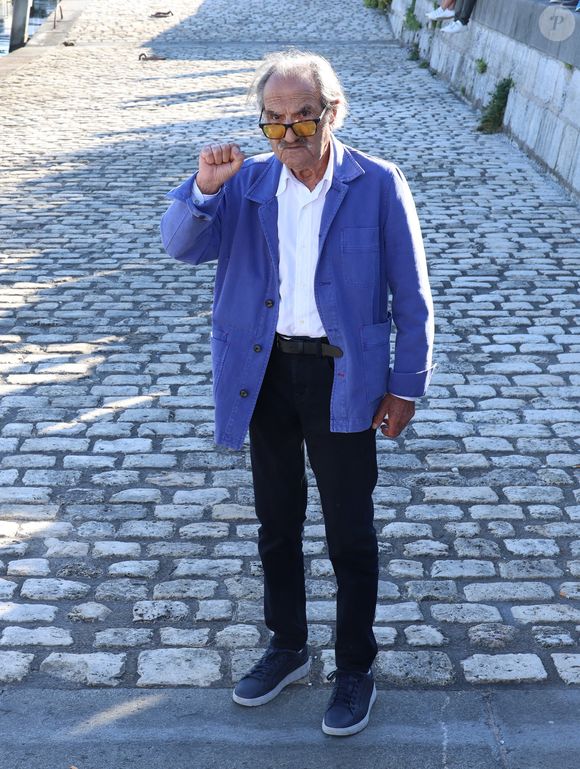 Il interprétait Lucien Cheval
Gérard Hernandez lors du photocall de la série "Scènes de ménages" lors de la 25ème édition du Festival de la fiction de la Rochelle, France, le 13 septembre 2023. © Denis Guignebourg/BestImage