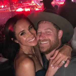 Depuis la sortie de sa série "With love, Meghan" sur Netflix, Meghan Markle se présente comme une véritable ambassadrice du lifestyle à l’américaine...


Publication Instagram de @meghan.