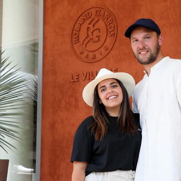 Inès Reg et son ex Kevin Debonne - People au village lors des Internationaux de France de Tennis de Roland Garros à Paris. Le 10 juin 2021
© Dominique Jacovides / Bestimage