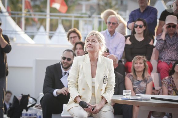 Anne-Elisabeth Lemoine - Emission "C à vous" lors du 76ème Festival International du Film de Cannes le 22 mai 2023. © Jack Tribeca / Bestimage