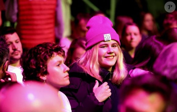 Exclusif - Zaho de Sagazan et une amie au photocall de la 28ème édition du festival International du Film de Comédie à l'Alpe d'Huez le 14 janvier 2025. © Dominique Jacovides/Bestimage