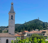 Depuis la commune d'Oraison, située dans les Alpes-de-Haute-Provence, Simone Féraud est une personne bien connue et elle n'hésite pas à parler de Cyril Féraud...

Photo de la commune d'Oraison, datant du 8 juillet 2025.