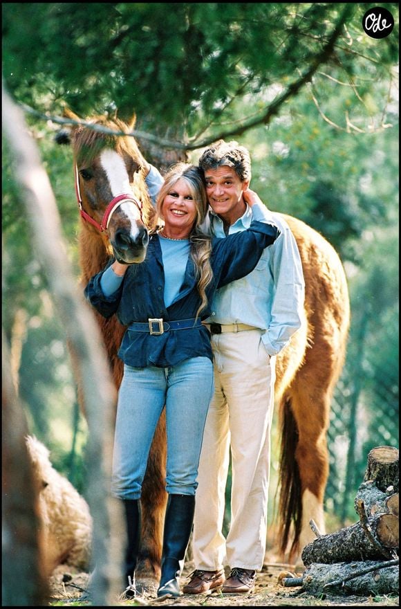 Brigitte Bardot avec son mari Bernard d’Ormale, élu nouveau président de la Fondation Brigitte Bardot.

© Franz Chavaroche / Michel Luccioni / Prestige / Bestimage