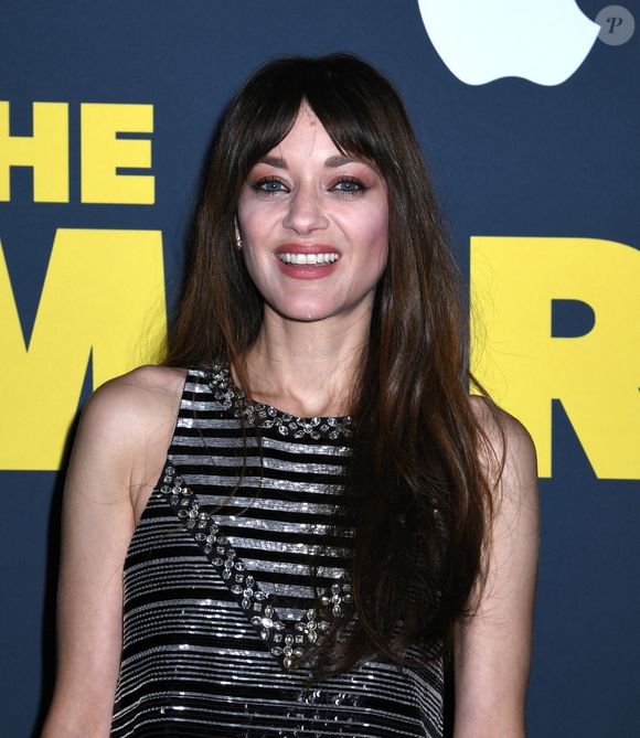 Marion Cotillard assiste à l'avant-première new-yorkaise de la saison 4 de « The Morning Show » au Museum of Modern Art. © Ron Adar/SOPA Images via ZUMA Press Wire