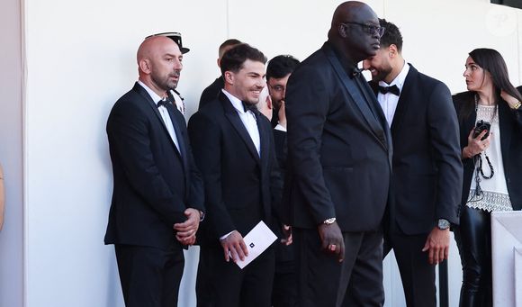 Antoine Dupont - Antoine Dupont et sa compagne Iris Mittenaere se retrouvent sur les marches  du film « Dossier 137 » lors du 78ème Festival International du Film de Cannes le 15 mai 2025.

© Jacovides / Moreau / Bestimage