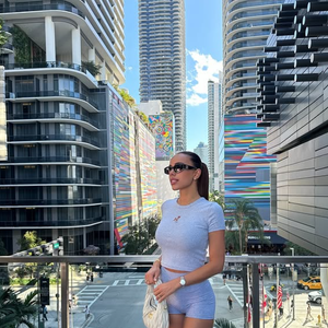 Clémence, agent immobilier de luxe, sur Instagram