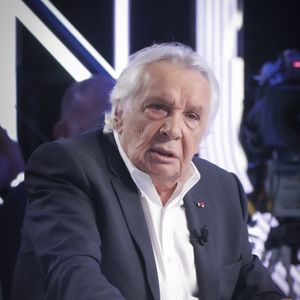 Michel Sardou célèbre ses 60 ans de carrière

Exclusif - Michel Sardou sur le plateau de l'émission Touche pas à mon poste (TPMP) présentée en direct par C.Hanouna et diffusée sur C8.

© Jack Tribeca / Bestimage