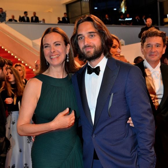 Carole Bouquet et Dimitri Rassam au Palais des Festivals après la projection du film « Le Petit Prince » dans le cadre du 68e Festival de Cannes, à Cannes, en France, le 22 mai 2015. Photo de Nicolas Briquet/ABACAPRESS.COM
