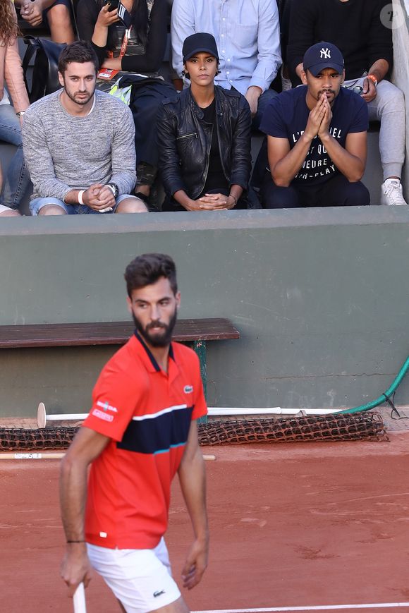 La chanteuse Shy'm est venue soutenir son compagnon Benoît Paire lors des internationaux de tennis de Roland Garros à Paris le 4 juin 2017. © Dominique Jacovides-Cyril Moreau/Bestimage