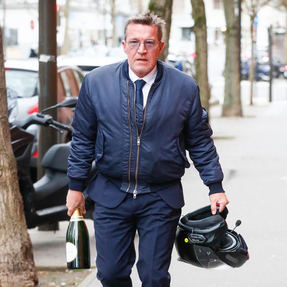 Exclusif - Benjamin Castaldi - Arrivées au plateau de la dernière émission "Touche pas à mon poste" (TPMP) diffusée en direct sur C8 avant la fermeture de la chaine le 28 février, à Paris, France, le 27 février 2025. © Christophe Clovis/Bestimage