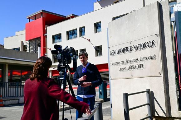 Quatre personnes ont été placées en garde à vue pour "homicide volontaire" et "recel de cadavre" dans l'affaire de la disparition et du décès d'Émile, dont les grands-parents du petit garçon, à Marseille, France, le 25 mars 2025. © William Cannarella/Psnewz/Bestimage