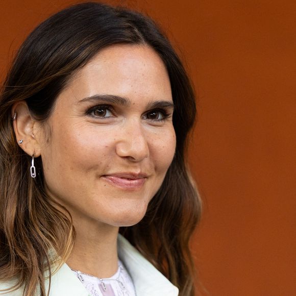 La chanteuse et sa famille l'ont annoncé il y a quelques jours dans le carnet du "Monde"

Joyce Jonathan au photocall du village lors des Internationaux de France de Tennis de Roland Garros 2026, à Paris, France, le 1er juin 2026. © Jacovides-Moreau/Bestimage