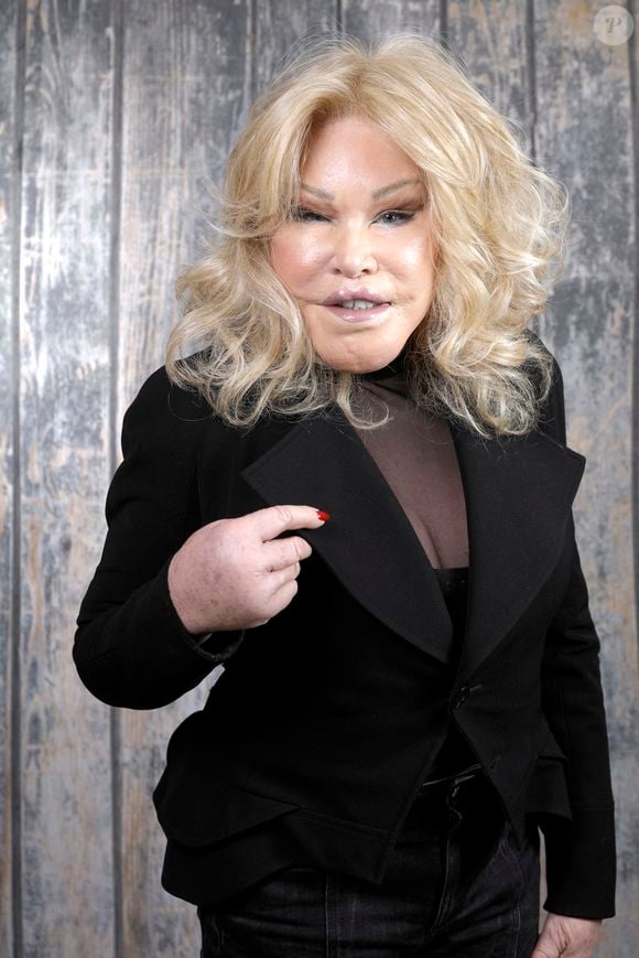 Exclusif - Portrait de Jocelyne (Jocelyn) Wildenstein (La femme chat) lors de l'enregistrement de l'émission "Chez Jordan de Luxe" à Paris. Le 16 octobre 2024
© Cédric Perrin / Bestimage