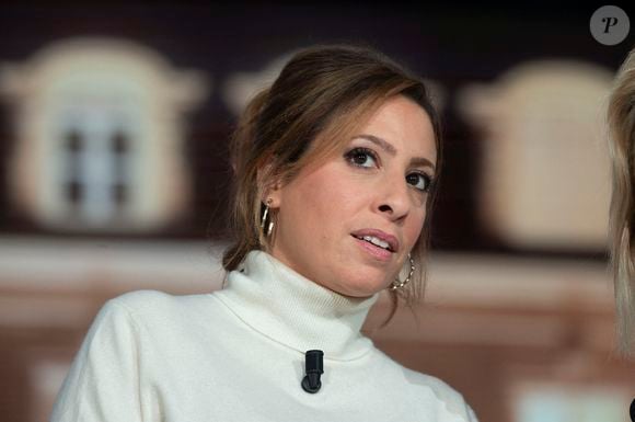 Malheureusement, depuis sa prise de fonction, Léa Salamé ne parvient pas à séduire le public et multiplie les couacs à l'antenne...

Lea Salamé avant le début de l'émission politique 'Elysee 2022' sur France 2, à Saint-Denis, près de Paris, le 10 février 2022. Photo par Eliot Blondet/Abaca