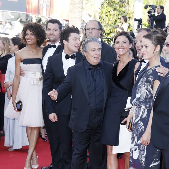 Une fois diplômé, Kev Adams a d'ailleurs partagé l'affiche du film "Les Profs" avec Christian Clavier, comme un clin d'oeil à leurs parcours d'élèves de ce lycée de Neuilly...

Stefi Celma, Kev Adams, Christian Clavier, Isabelle de Araujo, et Alice David à la montée des marches du film "Nebraska" lors du 66ème festival du film de Cannes. Le 23 mai 2013. Crédit Borde-Moreau/Bestimage