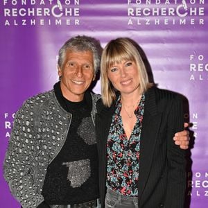 Nagui, Melanie Page lors du Gala 2026 de la Fondation pour la Recherche sur Alzheimer " Deux générations chantent pour la troisième " à l'Olympia à Paris, France, le 30 mars 2026. Photo par Christophe Meng / Abaca