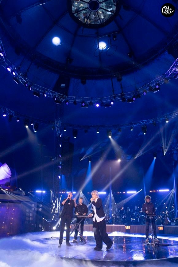 Exclusif -Philippe Jaroussky, chant, Nicola Sirkis, chant, Olivier Gérard, clavier et Ludwig Dahlberg - Enregistrement de l'émission "Symphonie pour la vie, Spéciale Pièces Jaunes" aux Folies Grüss à Paris, diffusée le 4 février sur France 3. Le 12 janvier 2022
© Cyril Moreau / Bestimage