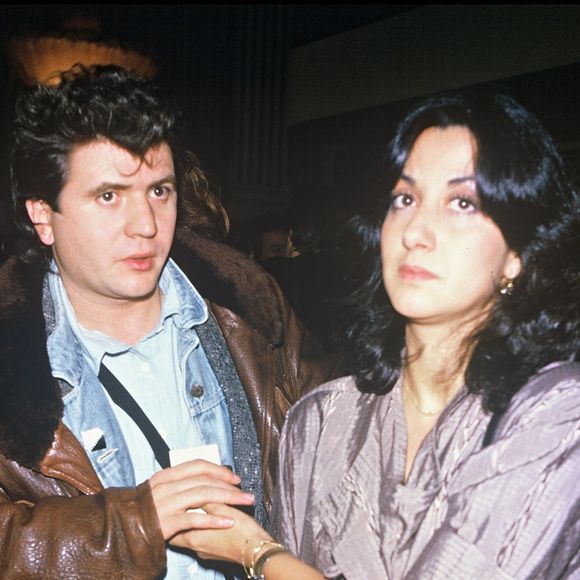 Il laisse derrière lui, son épouse, Corinne, alors enceinte, et leur premier fils, Jérémie.

Daniel Balavoine et son épouse, Corinne
© AGENCE / BESTIMAGE
