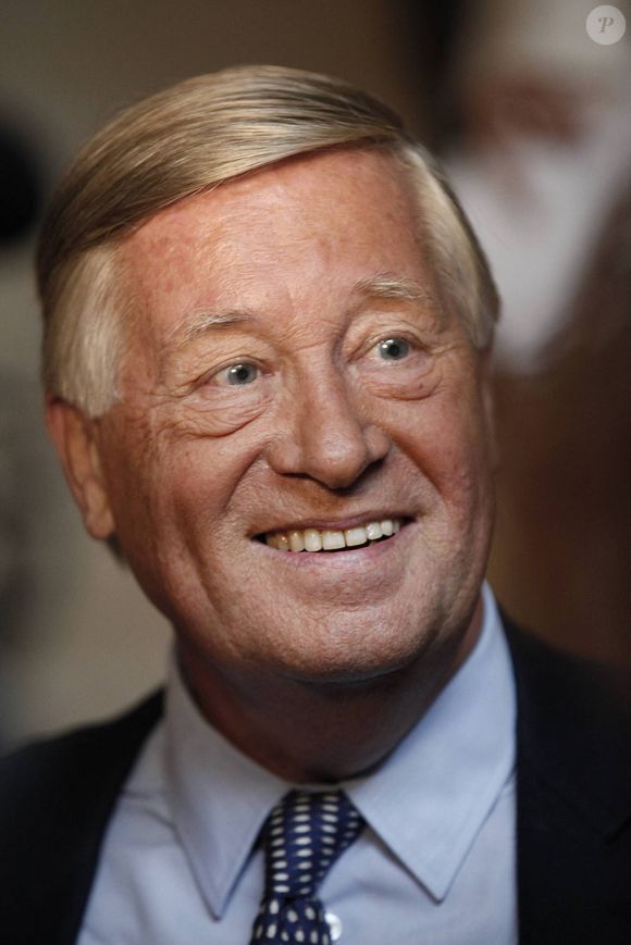... vient de révéler au "Buzz Tv le Figaro" qu'il n'était "pas du tout" en bonne santé...

Alain Duhamel assiste à la conférence de presse de RTL, nouvelle saison 2011-2012, à la station de radio RTL, à Paris, France, le 06 septembre 2011. Photo by Caroline Doutre/ABACAPRESS.COM