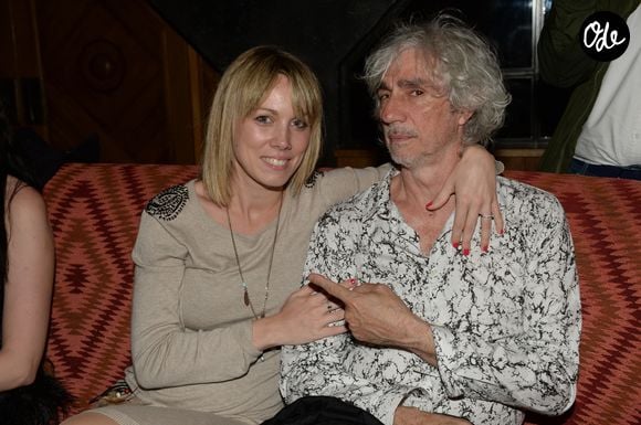 Louis Bertignac et sa compagne Laeticia à la soirée d'anniversaire de Benjamin Patou au restaurant Manko-Paris à Paris, France le 22 juin 2016.

© Rachid Bellak/Bestimage