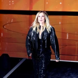 Exclusif - Lara Fabian lors de l'enregistrement de l'émission "La chanson secrète N°14", présentée par N.Aliagas et diffusée le 26 décembre sur TF1, consacrée à Lara Fabian à Paris le 10 décembre 2025. © Jacovides-Moreau/Bestimage