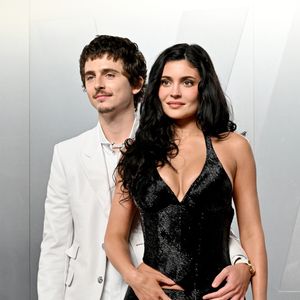 Kylie Jenner et Timothée Chalamet à la Vanity Fair Oscar Party (98e cérémonie annuelle des Oscars) organisée par Mark Guiducci, tenue aux David Geffen Galleries au Los Angeles County Museum of Art (LACMA).Mars 2026  Backgrid USA / Bestimage