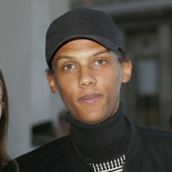 Le chanteur Stromae - - Défilé de mode "Kenzo" collection prêt-à-porter Printemps-Eté 2017 lors de la Fashion Week de Paris à la Cité de l'architecture et du patrimoine au Trocadéro à Paris, France, le 4 octobre 2016. © Christophe Aubert via Bestimage