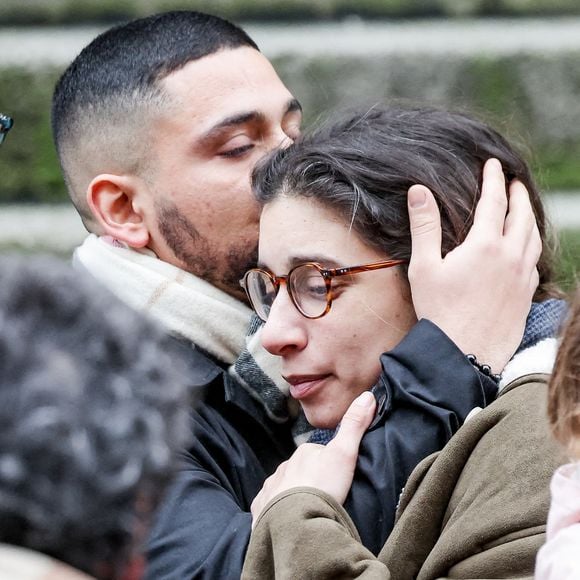 Pia Laborde, la fille de C.Laborde - Sortie des obsèques de Catherine Laborde en l’église Saint-Roch à Paris, le 6 février 2025. Décédée le 28 janvier 2025 à l'âge de 73 ans, l'ancienne présentatrice météo de TF1 (1988 - 2017) était atteinte de la maladie neurodégénérative à corps de Lewy. 
© Jacovides - Moreau / Bestimage