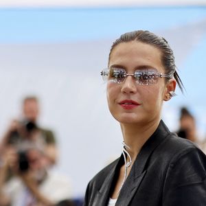 L'occasion pour Adèle Exarchopoulos de revenir sur sa propre expérience.

Adèle Exarchopoulos au photocall du film "Mariage Au Goût D'Orange" lors du 79ème Festival International du Film de Cannes, France, le 20 mai 2026. © Jacovides-Moreau/Bestimage