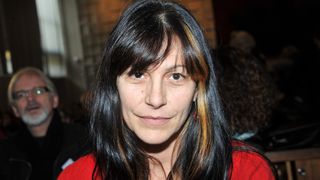 Lio tire un trait sur un engagement : un recueillement nécessaire après la disparition de son fils Diego