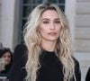 A en croire les documents déposés le 9 octobre devant la cour, la jeune femme aurait touché près de 65 millions de dollars de bénéfices issus de l'héritage colossal de son paternel.

Paris Jackson arrive au défilé Tom Ford Collection Femme Prêt-à-Porter Printemps/Eté 2026 lors de la Fashion Week de Paris (PFW) a Paris, France, le 1 Octobre 2025. © Denis Guignebourg/Bestimage