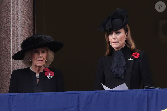 La reine Camilla et Kate Middleton lors de la cérémonie du dimanche du souvenir au cénotaphe de Londres. Royaume-Uni, le 9 novembre 2025. Photo par Jonathan Brady/PA Wire/ABACAPRESS.COM
