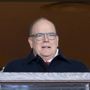 Le prince Albert de Monaco annonce une triste nouvelle

Le prince Albert II de Monaco durant la rencontre de football de Ligue 1 Monaco - Paris Saint Germain (PSG) au stade Louis II de Monaco. © Bruno Bebert / Bestimage