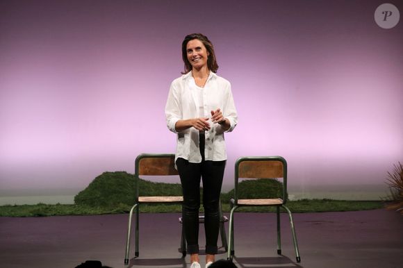 Elle s’est reconvertie en conférencière et autrice.

Première représentation du show de Alessandra Sublet "Tous les risques n'auront pas la saveur du succès" au Théâtre Antoine à Paris. Le 13 novembre 2023. Photo par Bertrand Rindoff / Bestimage