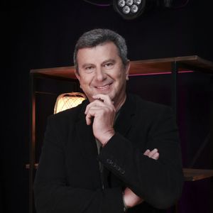 Pascal Bataille en interview pour "En privé avec", format original de Webedia © Jack Tribeca/Bestimage