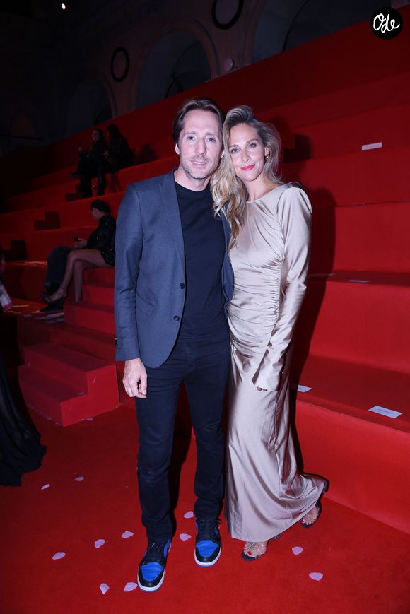 Ophélie Meunier et son mari Mathieu Vergne - Les célébrités au défilé ETAM "Collection J'ETAM" lors de la Fashion Week de Paris (PFW) le 30 septembre 2025.

© Rachid Bellak / Bestimage