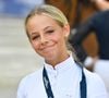 Giulia Sarkozy compte bien profiter pleinement de son été. Pour les vacances, la jeune adolescente ne va pas les passer loin de celle qui l’accompagne depuis plusieurs années maintenant. 

Giulia Sarkozy lors de la coupe Kids Cup L'Envol lors du Longines Paris Eiffel Jumping © Perusseau / Veeren / Bestimage