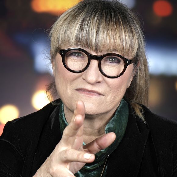 Certains internautes l’ont également orienté vers d’autres pistes en l’encourageant à consulter un magnétiseur ou encore un ostéopathe pour chevaux.

Portrait de Christine Bravo lors de l'enregistrement de l'émission "Chez Jordan". Le 16 janvier 2023
© Cédric Perrin / Bestimage