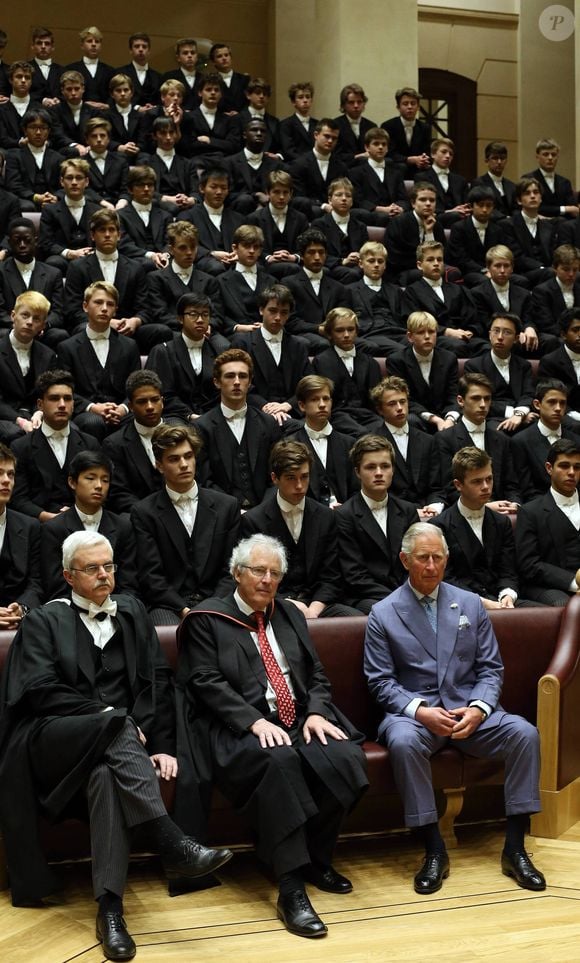 Le prince Charles prince de Galles, visite le College de Eton le 9 juin 2015. EXPRESS SYNDICATION / BESTIMAGE